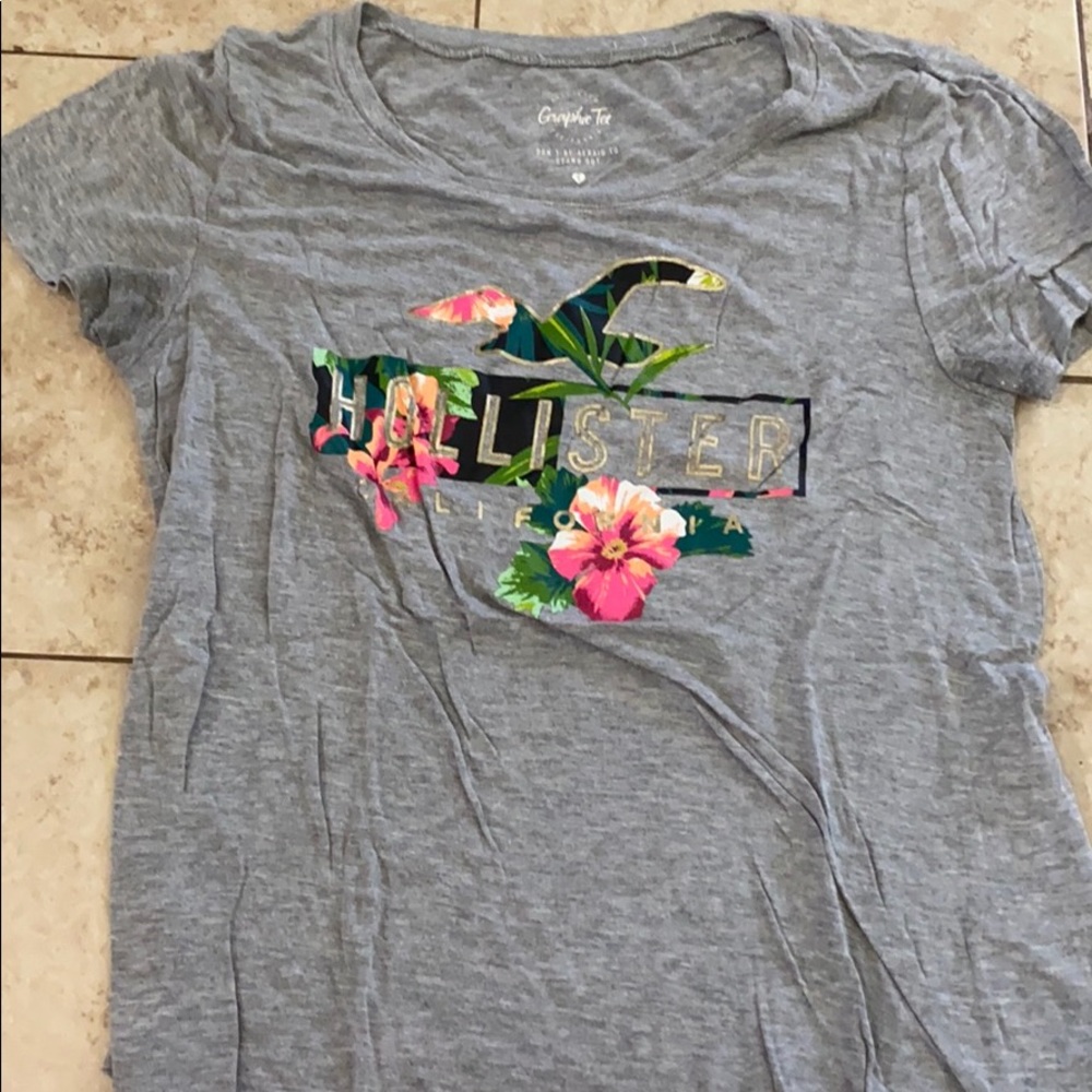 Hollister shirts set of 2